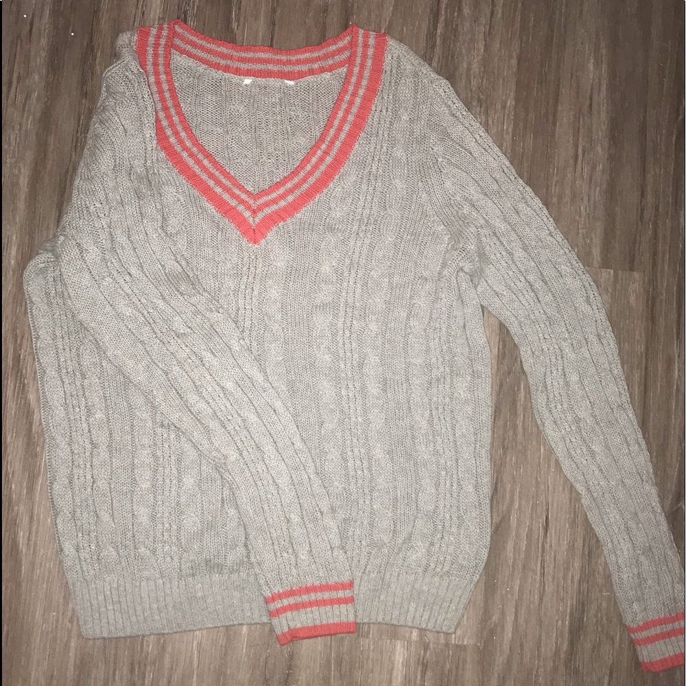 Grey sweater
